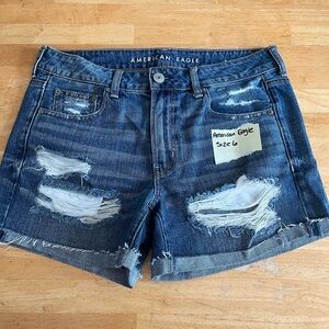 Women’s American Eagle ripped shorts